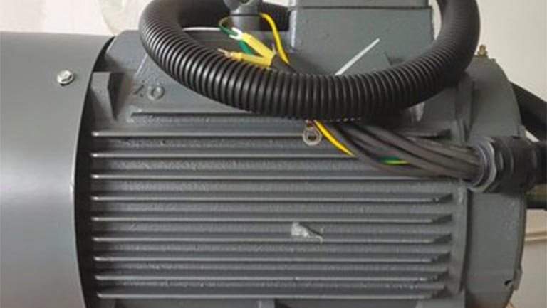 汉钟空压机电机不转的原因